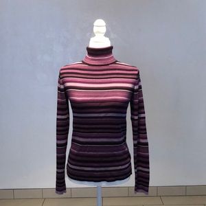 New York and company turtleneck